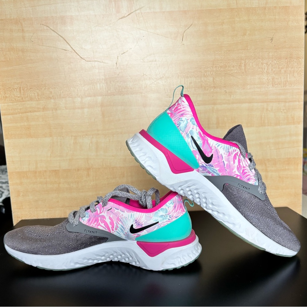 Nike Women's Odyssey React Flyknit 2